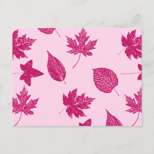 Cartão Postal Folhas de outono - borboleta e rosa-casca