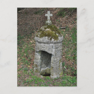 Cartão Postal Fonte de pedra antiga
