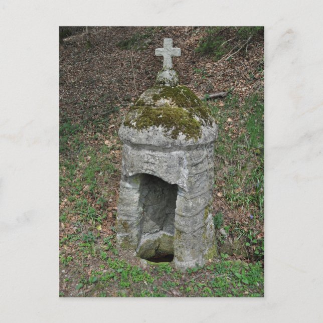 Cartão Postal Fonte de pedra antiga (Frente)