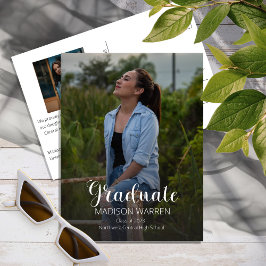 Cartão Postal Formando de Script Clássico com Dois Graduação de 