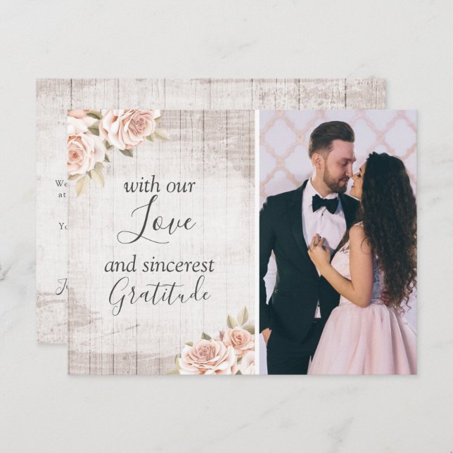Cartão Postal Foto de Agradecimento de Casamento Rustic Wood & R (Frente/Verso)