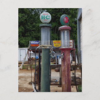 Cartão Postal Foto de bombas de gás antigas