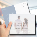 Cartão Postal Foto de casamento do orçamento Salvar a Data<br><div class="desc">Adicione a sua foto favorita a estes, salve os cartões postais de data que contêm os seus detalhes em caracteres quicos na frente. A cor azul empoeirada no verso pode ser alterada para corresponder à sua fotografia. Estes cartões postais podem poupar dinheiro. O Serviço de Design ao Vivo pode ajudá-lo...</div>