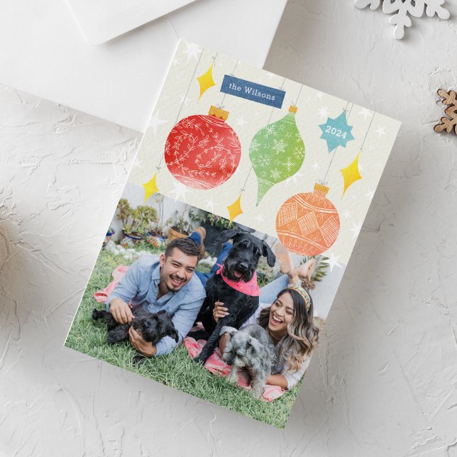 Cartão Postal Foto de Feriado de Enfeites de natal de Aquarela (colorful watercolor painted Christmas ornaments with hand-drawn details one-photo holiday card)