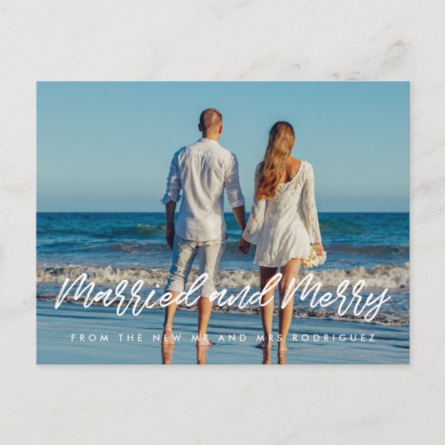 Cartão Postal Foto de feriado do casal moderno casado e Feliz (Frente)