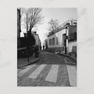 Cartão Postal Foto em preto e branco da rua Cobbled em Montmarte