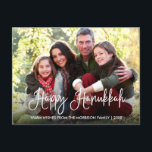 Cartão Postal Foto Feliz da Família Hanukkah de Caligrafia Moder<br><div class="desc">Cartão-postal da Feliz Família Hanukkah,  Script de Caligrafia Divertida Moderna</div>