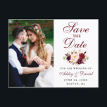 Cartão Postal Foto Floral Burgundy Salvar Data<br><div class="desc">Cartão-postal de lançamento do Watercolor Burgundy Floral para salvar o Noivado de data</div>