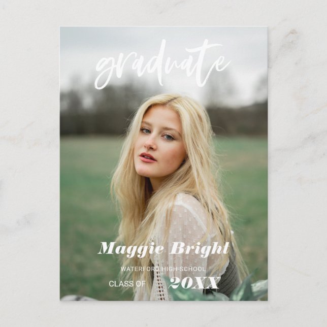 Cartão Postal Foto moderna de formando com script (Frente)