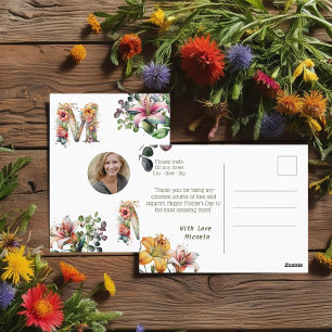 Cartão Postal Foto personalizada de flor de Dia de as mães MOM