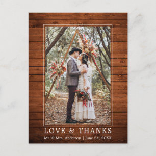 Cartão Postal Fotos de casamento de amor em madeira simples mode