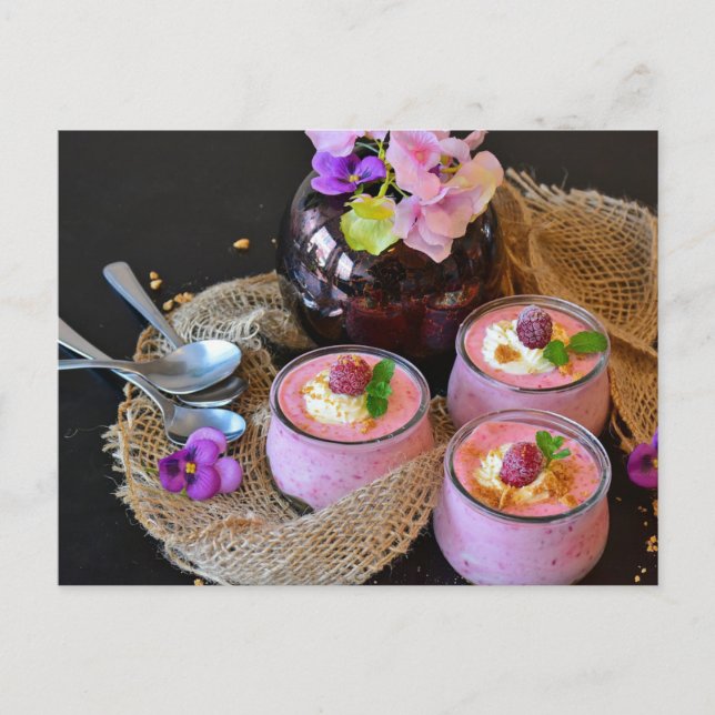 Cartão Postal Framboesa de morango sobremesas doces pós-travessi (Frente)