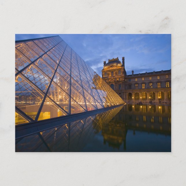 Cartão Postal França, Paris. O Louvre no crepúsculo. Crédito 3 (Frente)