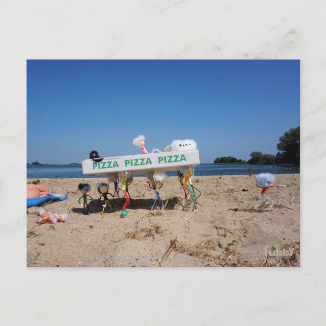 Cartão Postal Fubby's die op het strand een pizza stelen. (Frente)