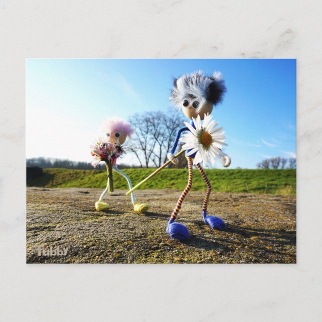 Cartão Postal Fubby's in natuur met madeliefjes. (Frente)