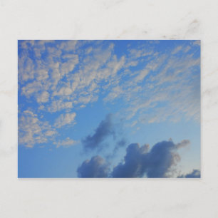 Cartão Postal Fundo do céu azul.