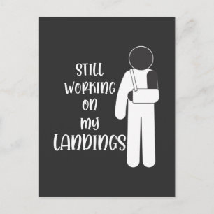 Cartão Postal Garoto de Acrobata se Recuperando de Braço Quebrad