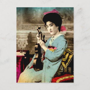 Cartão Postal Geisha com um Violinista Antigo do Japão Músico