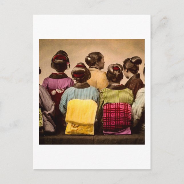 Cartão Postal Geishas Antigas em Quimonos Coloridos e Obis (Frente)