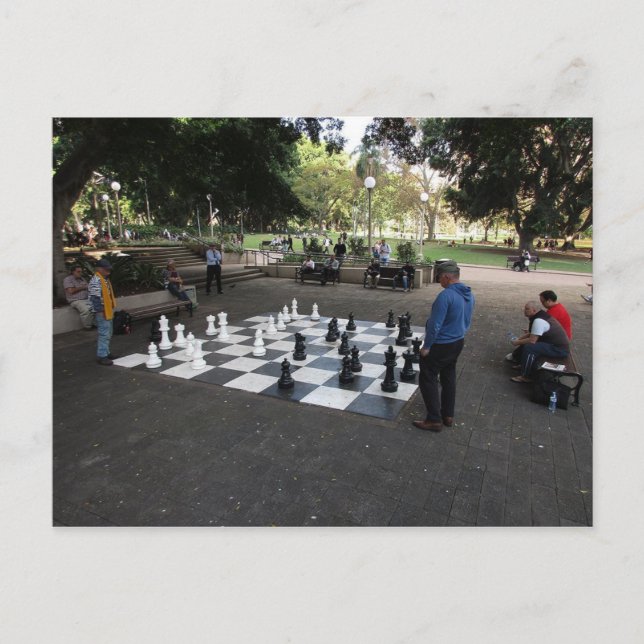 Cartão Postal Giant Chess Game in Hyde Park, Sydney Postcard (Frente)