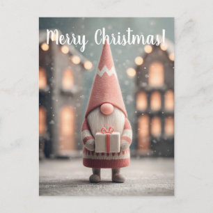 Cartão Postal Gnomo de Natal Fofo Segurando uma Caixa de Present