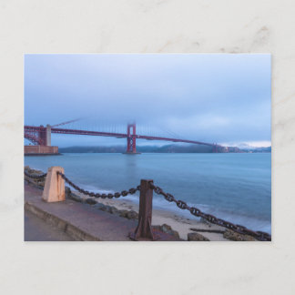 Cartão Postal Golden Gate Bridge Under Fog