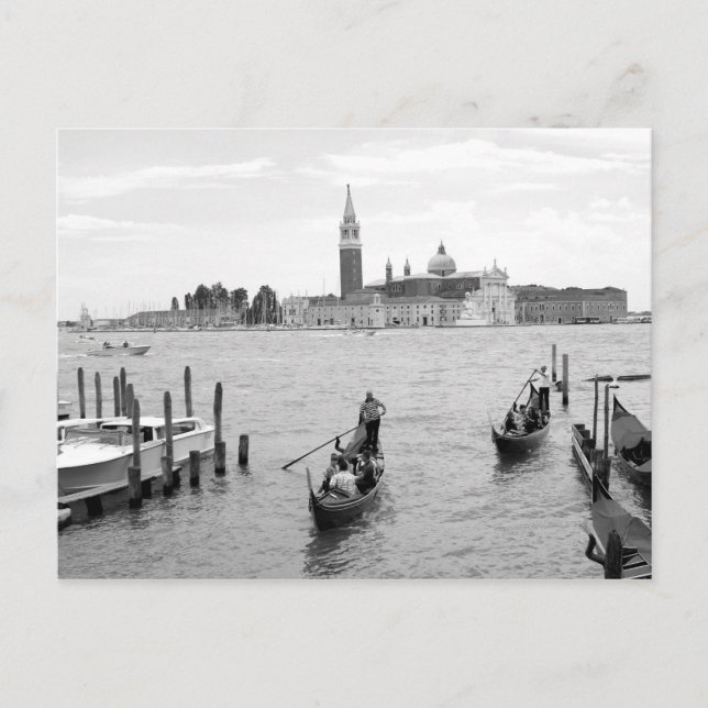 Cartão Postal Gondolier preto e branco em Veneza (Frente)