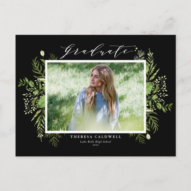 Cartão Postal Graduação de Foto Preta em Folhagem Selvagem de Aq (Frente)
