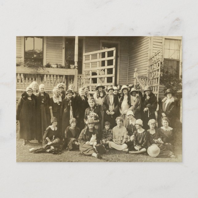 Cartão Postal Grande Grupo de Mulheres 1920 Foto (Frente)