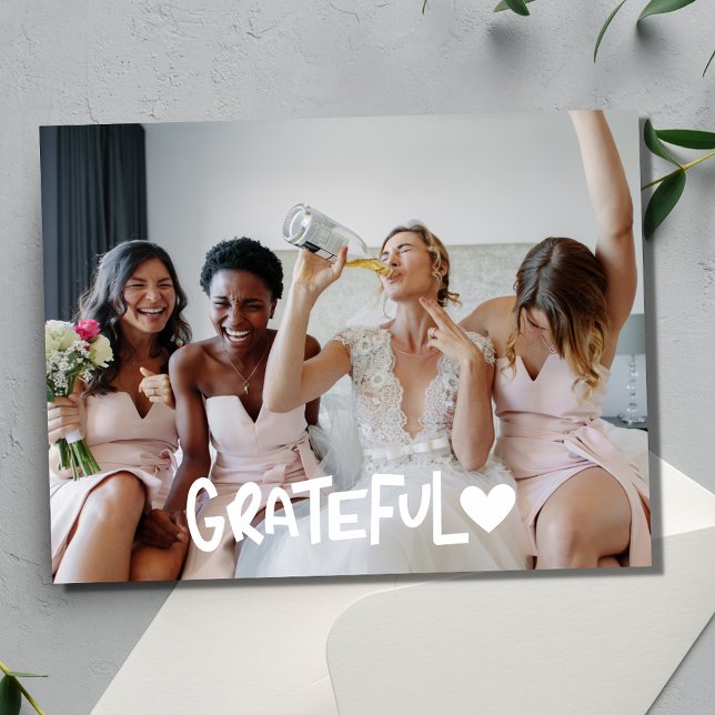 Cartão Postal Grateful Bridesmaids Vazio de Fotografia Obrigado (Grateful Bridesmaids Photo Blank Thank You Card )