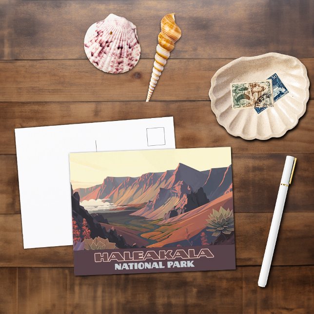 Cartão Postal Haleakala National Park Maui Volcano Crater (A Haleakala National Park postcard showing the volcanic crater on Maui in Hawaii.)