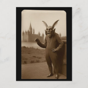 Cartão Postal Halloween, Bizarra e Estranha Criatura de Bat