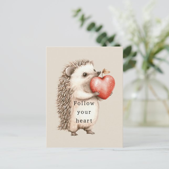 Cartão Postal Hedgehog Apple Heart (Em pé/Frente)