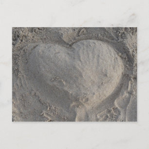 Cartão Postal Herz im Sand Postkarte
