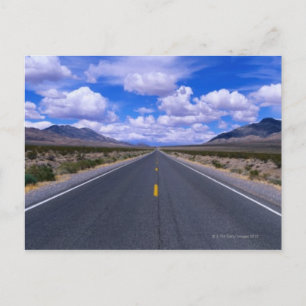 Cartão Postal Highway Through Death Valley, Califórnia