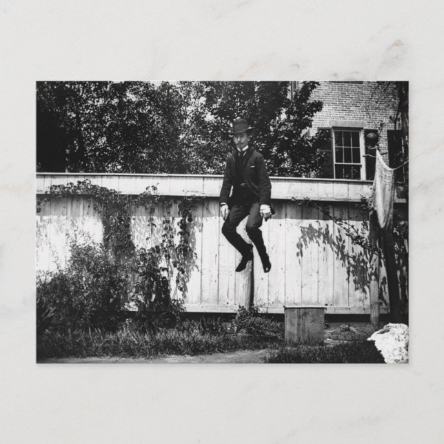 Cartão Postal Homem de Salto Vitoriano (Frente)