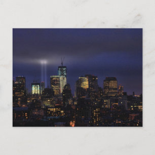 Cartão Postal Homenagem ao WTC em Luz - 11/09/2011 ao anoitecer