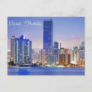 Cartão Postal Horizonte de Brickell Avenue em Miami