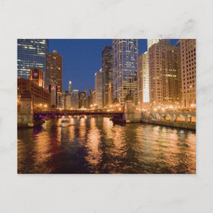 Cartão Postal Horizonte de Chicago, Illinois, e Rio Chicago às 2