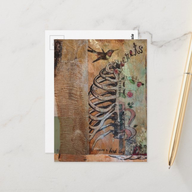 Cartão Postal Hummingbird and ribcage secret mixed media collage (Frente/Verso In Situ)