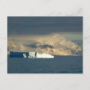 Cartão Postal Iceberg no início da Passagem de Drake logo