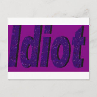 Cartão Postal "Idiota" design roxo estilizado