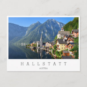 Cartão Postal Igreja e vila de Hallstatt, Áustria com Alpes