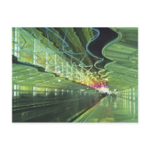 Iluminação neon no corredor do aeroporto O'hare,