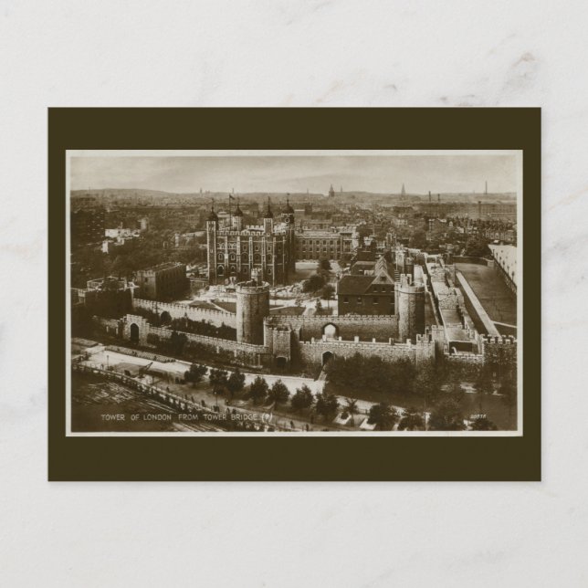 Cartão Postal Imagem incomum da Torre de Londres (Frente)