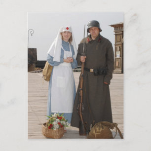 Cartão Postal Imagem retrorativa com enfermeiro e soldado