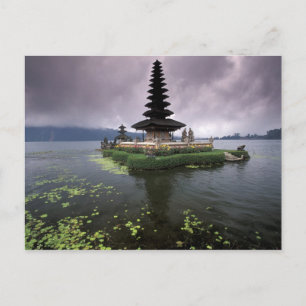 Cartão Postal Indonésia, Bali, Templo de Ulun Danu.
