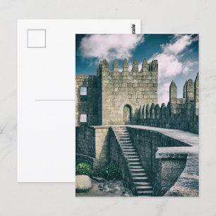 Cartão Postal Interior do Castelo de Guimaraes. Guimarães, Portu