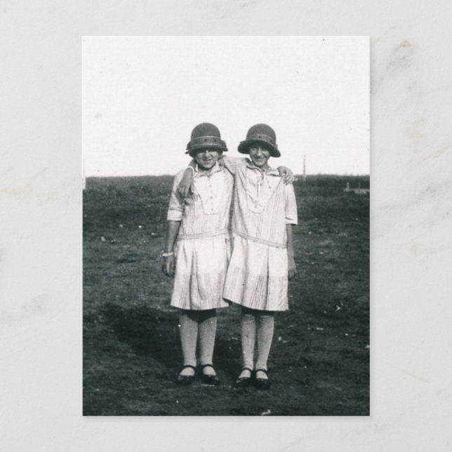 Cartão Postal Irmãs (Frente)