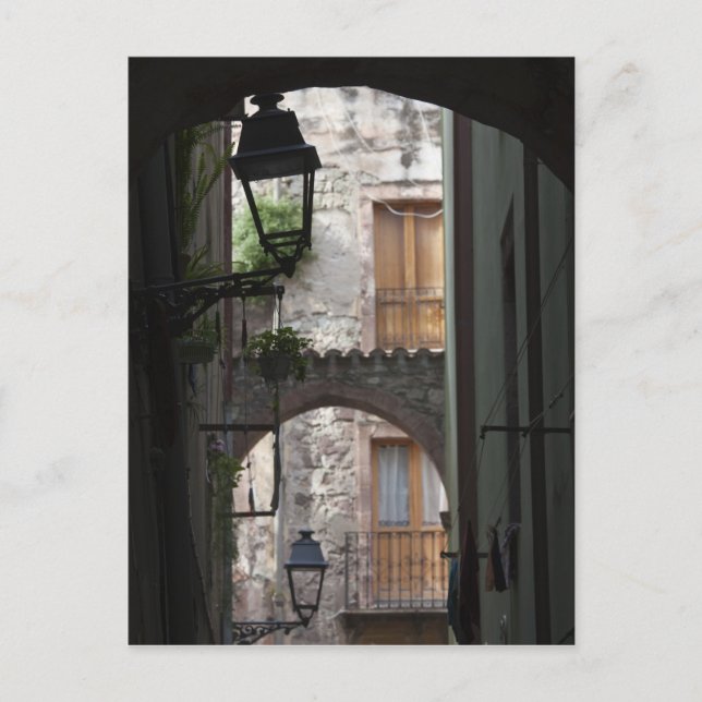 Cartão Postal Itália, Sardenha, Bosa. Detalhe da rua. (Frente)